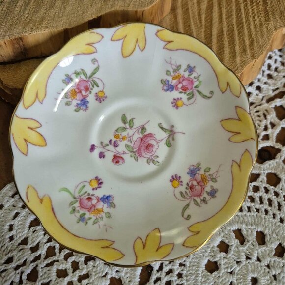 ROYAL ALBERT Crown China Vintage Yellow Mini Tea Cup - Picture 7 of 10